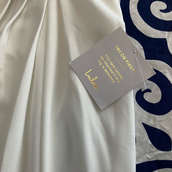 White formal dress - Picture 3 of 4